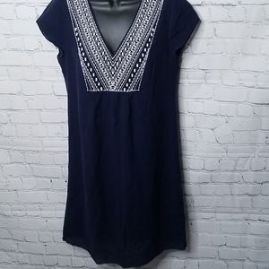Vineyard Vines v neck embroidered dress Blue Size XS